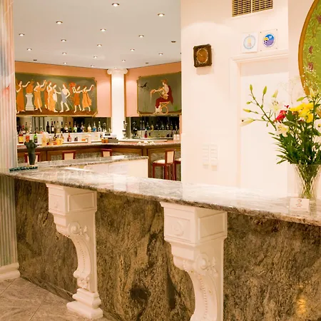 エピダヴリア 3* トロン