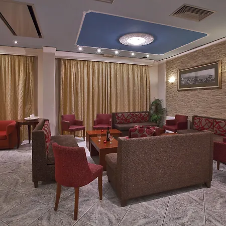 エピダヴリア ホテル トロン