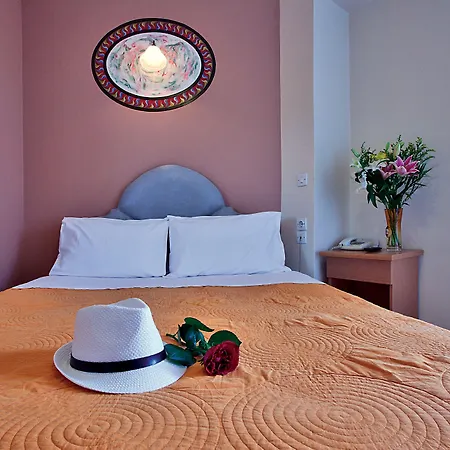 埃皮达维利亚酒店 酒店 托隆