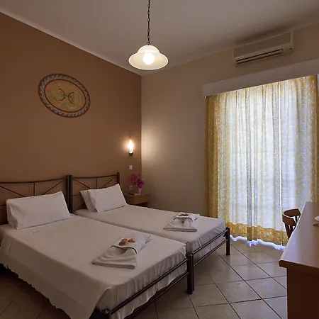 酒店 埃皮达维利亚酒店 3*